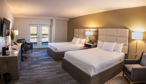 Deluxe Room, 2 Queen Beds, Balcony