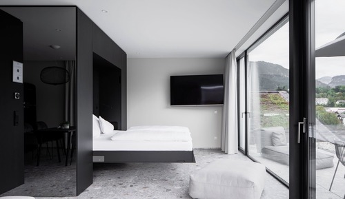 Exclusive Studio Suite