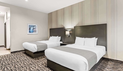 Standard Room, 2 Queen Beds, Non Smoking, Refrigerator & Microwave (Walk-in Shower)