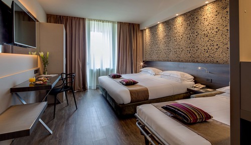 Executive Room, Multiple Beds, Non Smoking