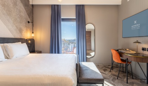 Deluxe Room, Balcony, City View