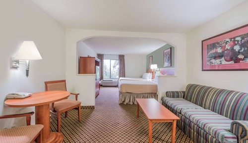 Room, 2 Queen Beds, Smoking