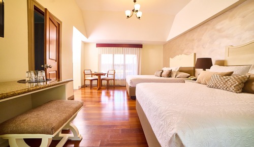 Deluxe Double Room, 2 Queen Beds