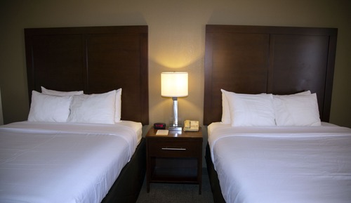 Executive Suite, 2 Queen Beds, Non Smoking