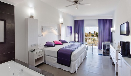 Junior Suite (B2C-CA)