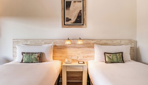 Deluxe Room, 2 Twin Beds (Jungle View)