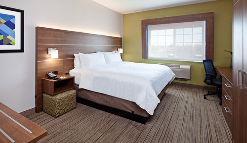 Standard Room, 1 King Bed
