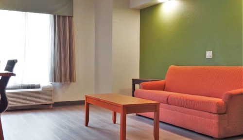 Suite, 1 Queen Bed, Non Smoking