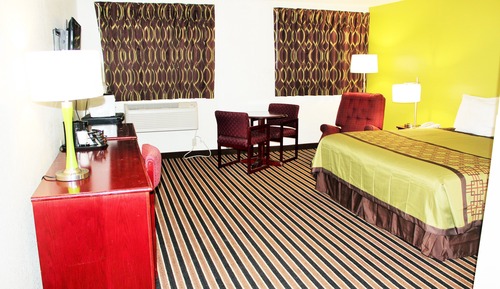 Standard Room, 1 King Bed
