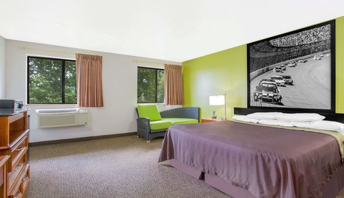 Suite, 1 King Bed, Microwave