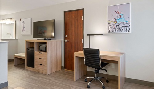Suite, 1 King Bed, Non Smoking, Refrigerator & Microwave