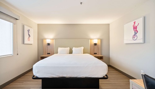 Family Suite, Multiple Beds, Non Smoking, Refrigerator & Microwave