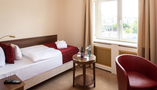Premium Single Room (Comfort)