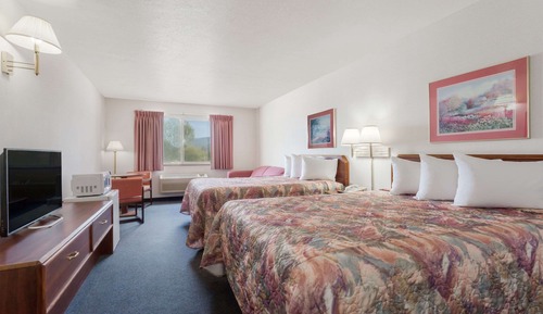 Studio Suite, 2 Queen Beds, Non Smoking