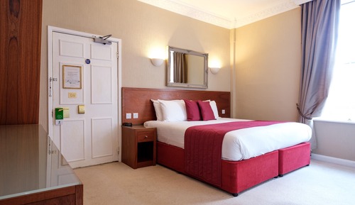 Standard Room, 1 Double Bed, Non Smoking (Walk-in Shower)