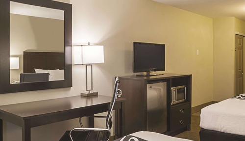 Room, 2 Queen Beds, Accessible (Mobility Accessible)