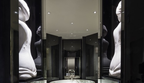 Room (Manor)