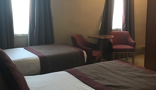 Standard Twin Room