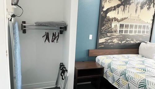 Standard Room, 1 King Bed, Smoking, Refrigerator & Microwave