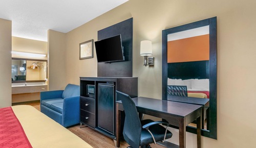 Suite, 1 King Bed, Non Smoking, Jetted Tub