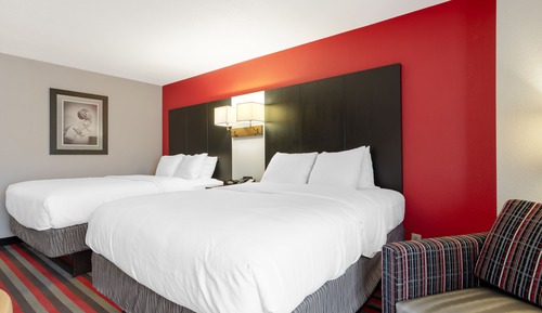 Room, 2 Queen Beds, Accessible, Non Smoking (Accessible Tub)
