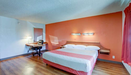 Premium Room, 1 King Bed, Accessible, Non Smoking
