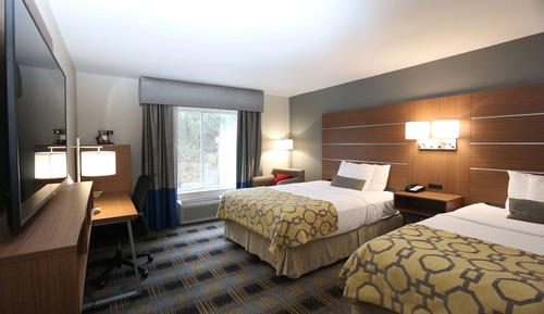 Room, 2 Queen Beds, Accessible, Non Smoking (Mobility, Bathtub w/ Grab Bars)