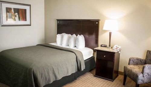 Standard Room, 2 Queen Beds, Non Smoking