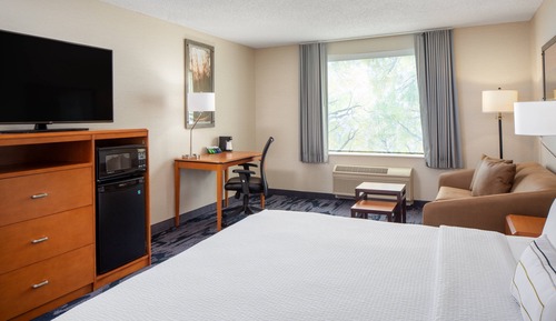 Executive Room, 1 King Bed with Sofa bed, Non Smoking