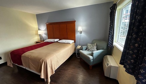 Room, 1 King Bed, Non Smoking
