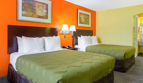 Standard Room, 2 Queen Beds, Non Smoking