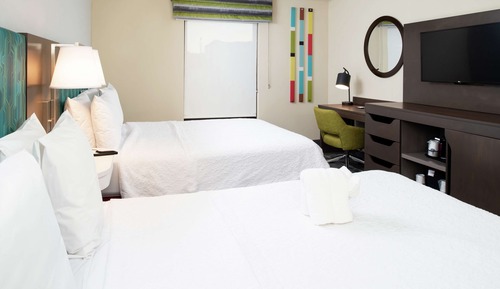 Room, 2 Queen Beds, Accessible, Non Smoking (Hearing Accessible)