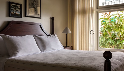 Room, 1 King Bed, Mobility Accessible
