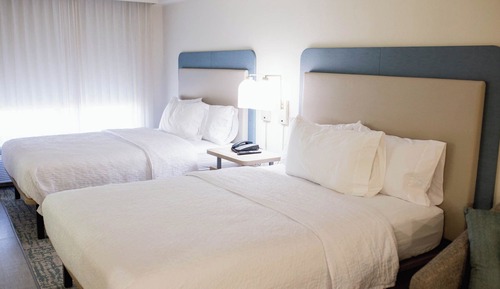 Studio, 2 Queen Beds, Accessible, Bathtub (Mobility & Hearing)