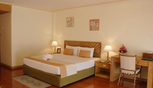 Deluxe Double or Twin Room, Pool View
