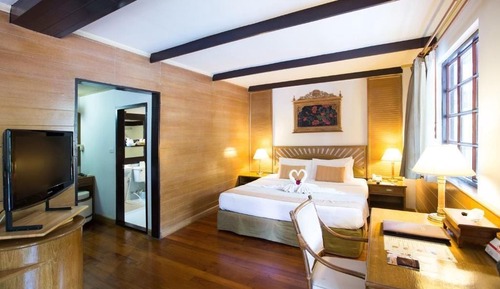 Honeymoon Double Room, Pool View
