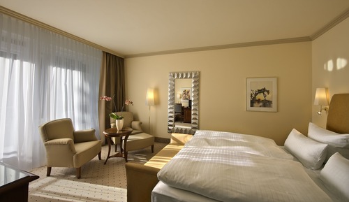 Deluxe Double Room, 1 King Bed, Balcony