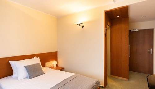 Business Single Room