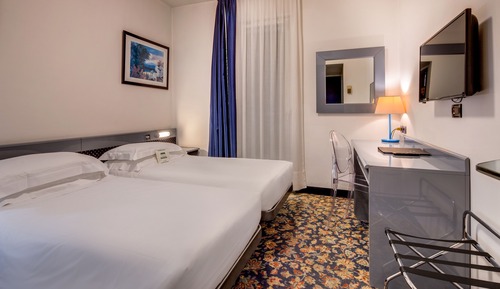 Economy Double Room, 2 Twin Beds, Non Smoking