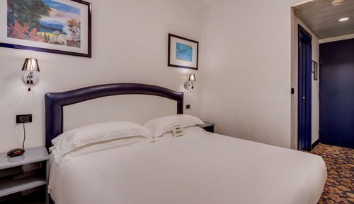 Economy Room, 1 Queen Bed, Non Smoking