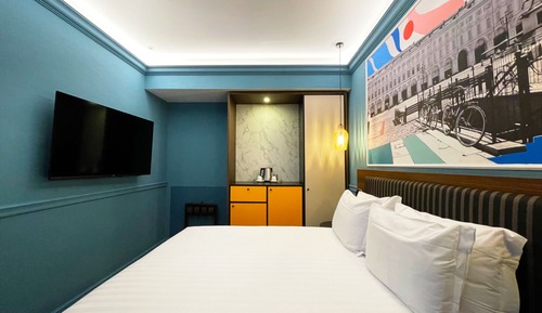 Premium Room, 1 King Bed with Sofa bed