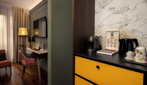 Premium Room