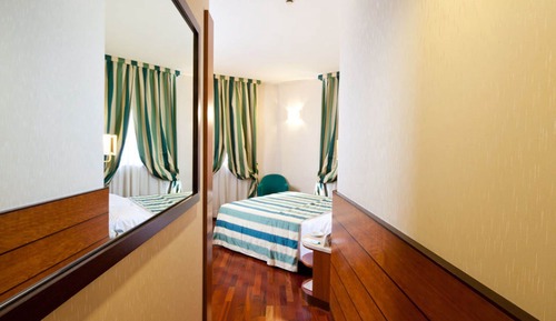 Standard Room, 2 Twin Beds