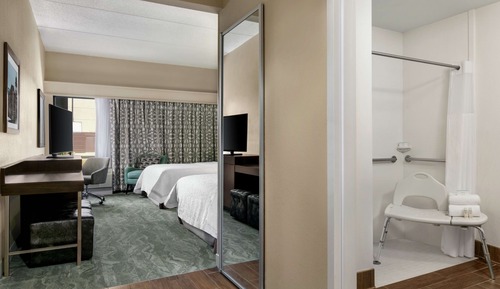 Room, 2 Queen Beds, Accessible, Non Smoking