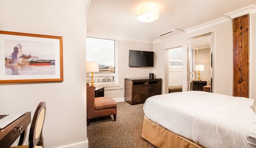 Standard Room, 1 Queen Bed