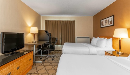 Standard Room, 2 Queen Beds, Non Smoking