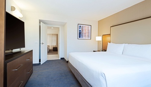 Suite, 1 King Bed with Sofa bed, City View (2 Room)