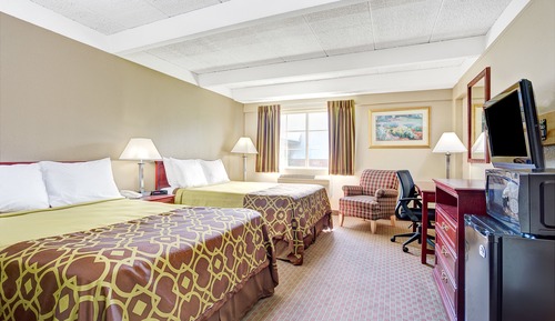 Room, 2 Queen Beds, Non Smoking