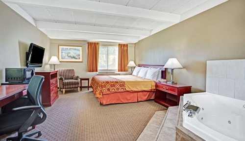 Studio Suite, 1 King Bed, Non Smoking
