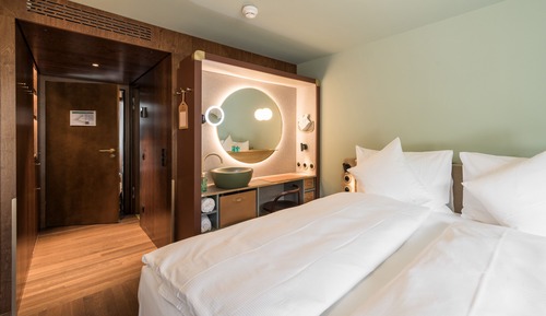 Boutique Room